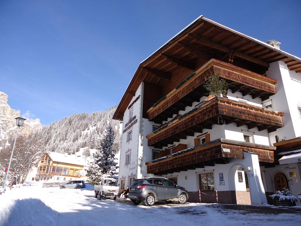 Albergo Alisander Corvara In Badia Extérieur photo