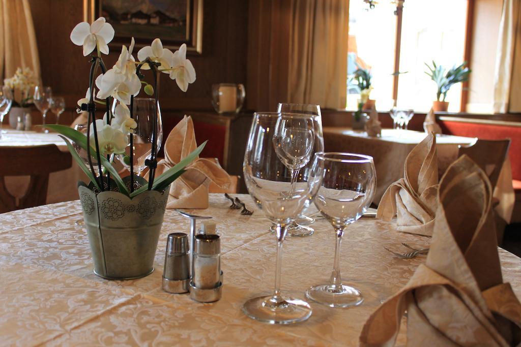 Albergo Alisander Corvara In Badia Extérieur photo