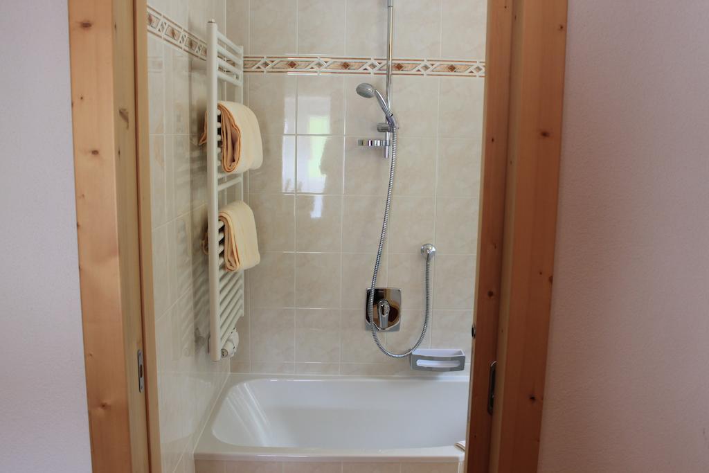 Albergo Alisander Corvara In Badia Extérieur photo